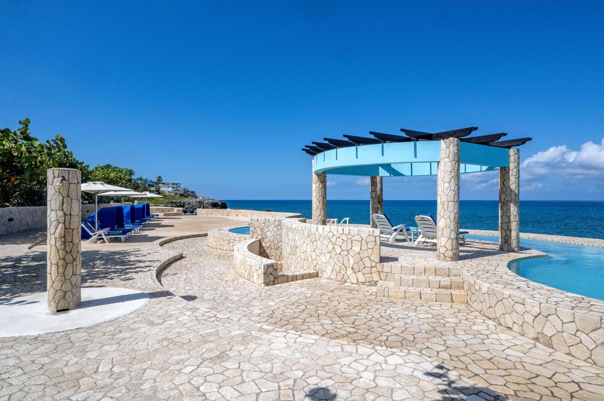 Ocean Cliff Hotel Negril Limited - Adults Only Εξωτερικό φωτογραφία