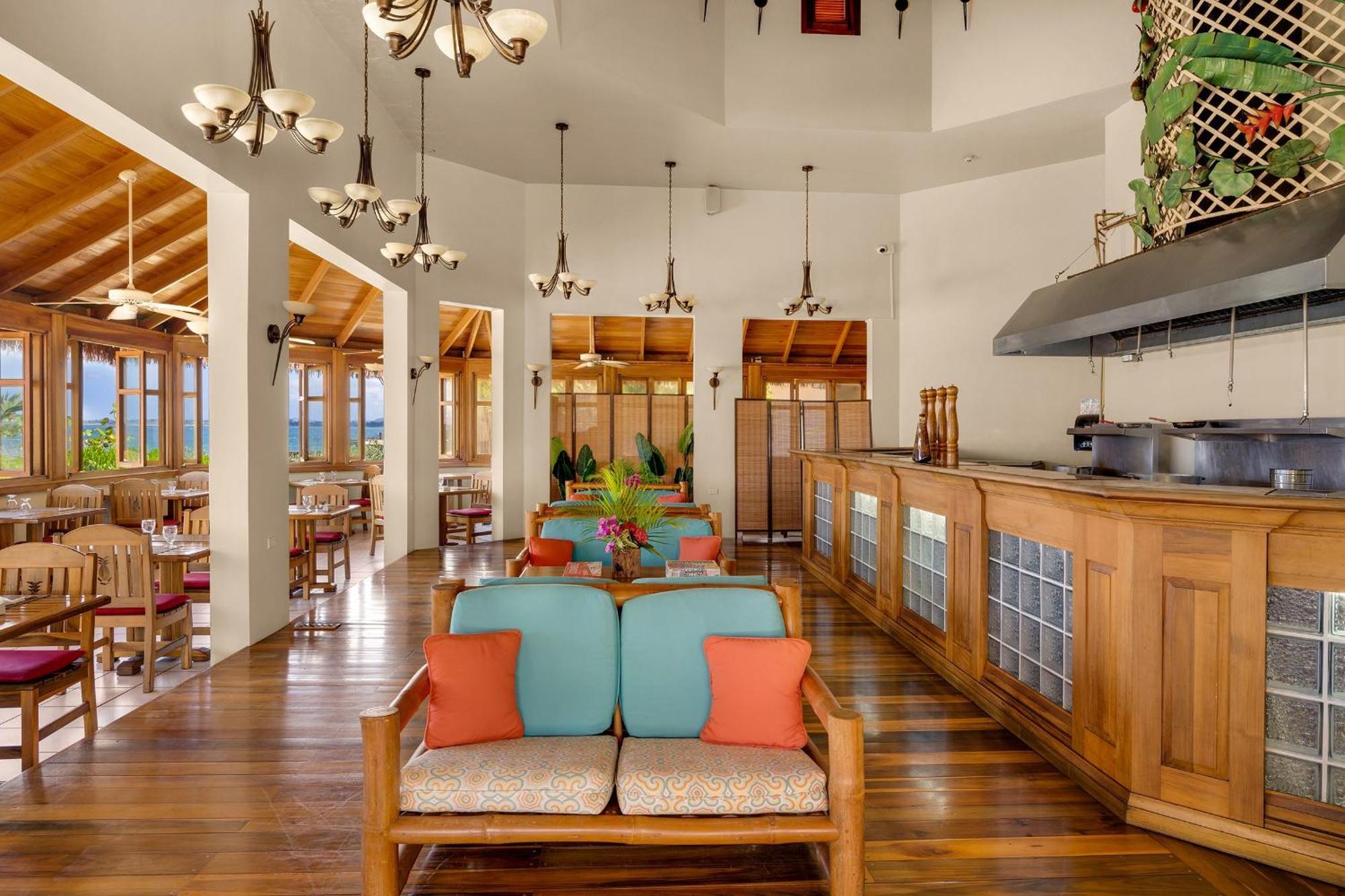 Ocean Cliff Hotel Negril Limited - Adults Only Εξωτερικό φωτογραφία