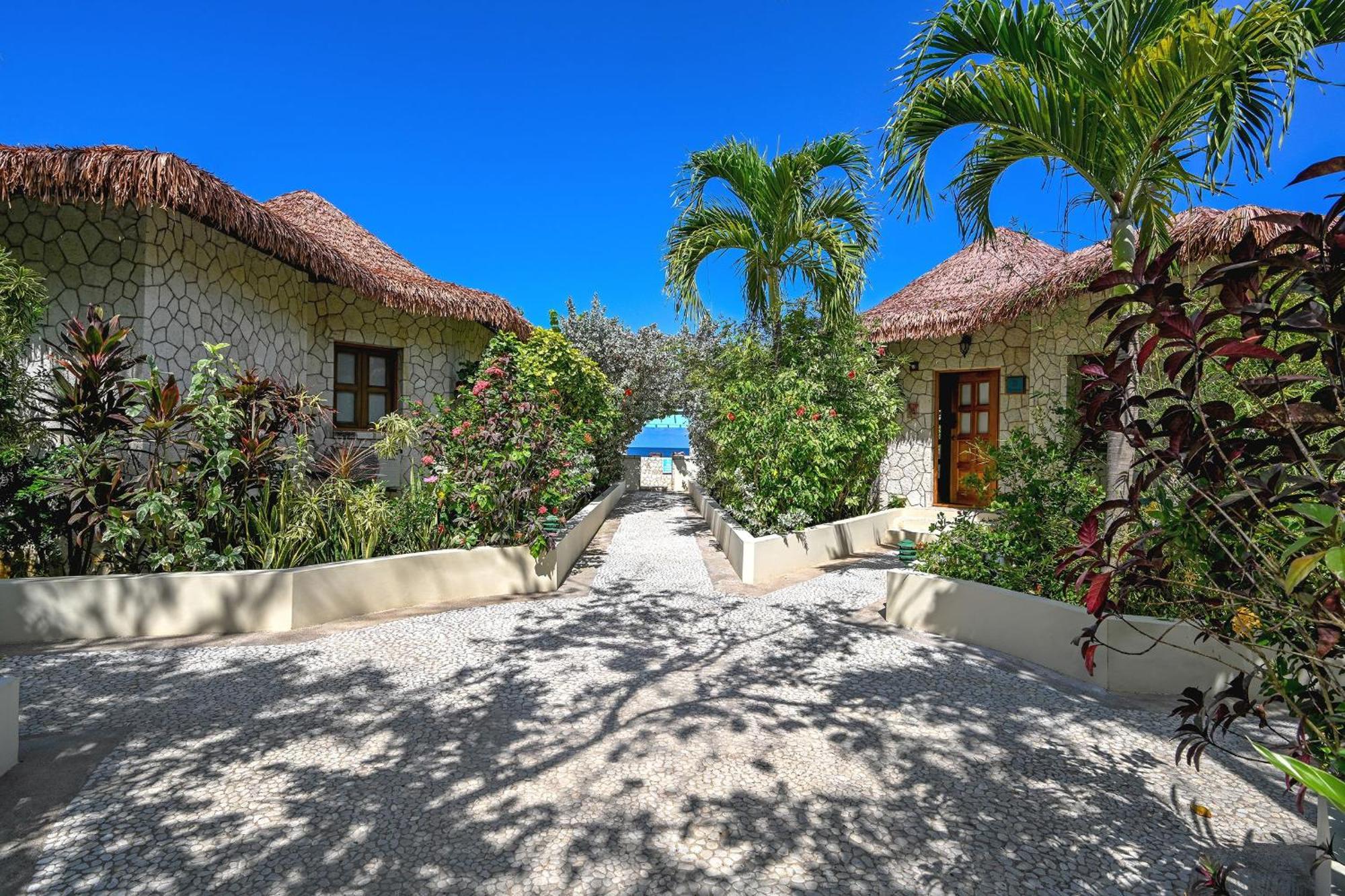 Ocean Cliff Hotel Negril Limited - Adults Only Εξωτερικό φωτογραφία