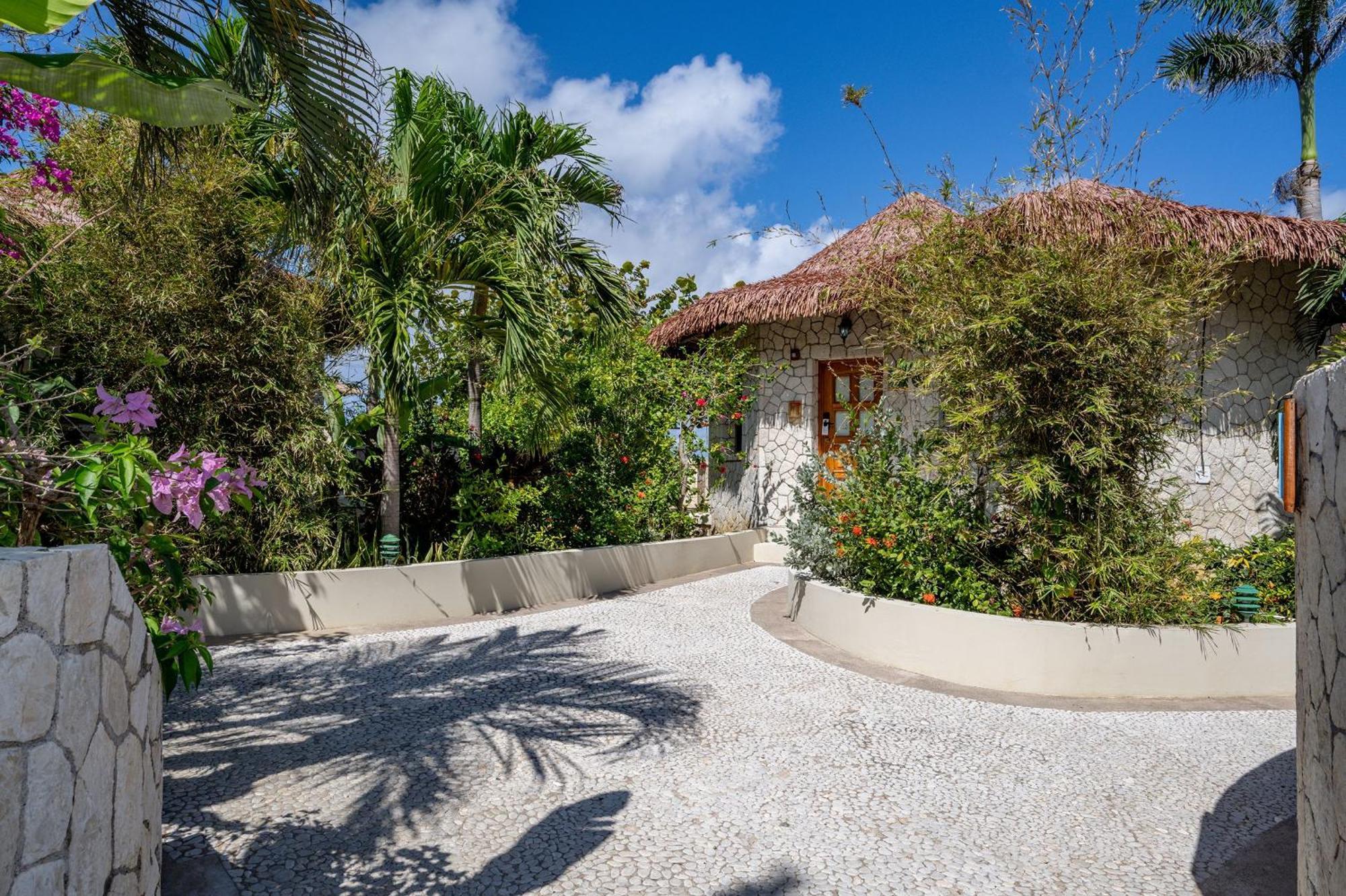 Ocean Cliff Hotel Negril Limited - Adults Only Εξωτερικό φωτογραφία